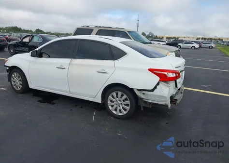 2018 Nissan Sentra S z USA, uszkodzony, nr VIN 3N1AB7AP4JY228855